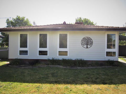 Roo Cottage Albury - Kalgoorlie Accommodation 1