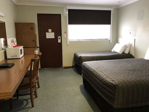 Roydons Motor Inn - Kalgoorlie Accommodation 2