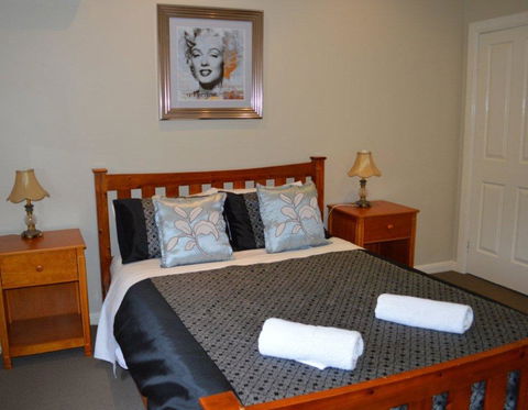Ruthmor Villas - Kalgoorlie Accommodation 1