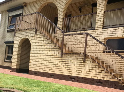 SA House - Kalgoorlie Accommodation 1