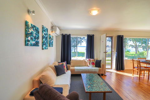 Sail N Surf - Kalgoorlie Accommodation 2