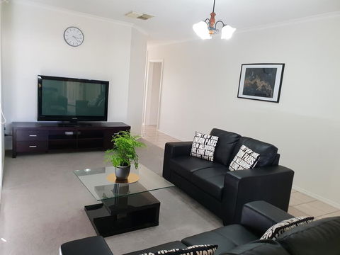 SAN Mateo - Kalgoorlie Accommodation 1