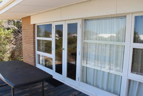 Sand N Sun Beach House - Kalgoorlie Accommodation 3