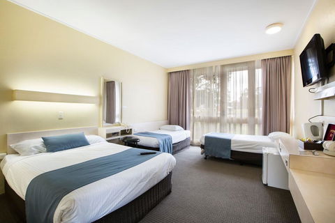 Sandown Park Hotel Noble Park - Kalgoorlie Accommodation 1