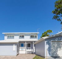 Sandpiper Beach Front House - Kalgoorlie Accommodation