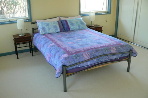 Sandy Point Beach Escape 1 Bedroom Apartment - Kalgoorlie Accommodation 2