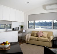 Savannah Cabins Taronga Western Plains Zoo - Kalgoorlie Accommodation