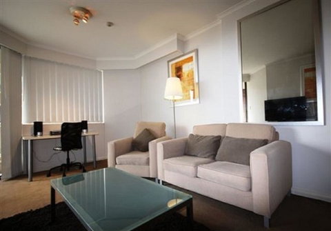 Savoy - Kalgoorlie Accommodation 3