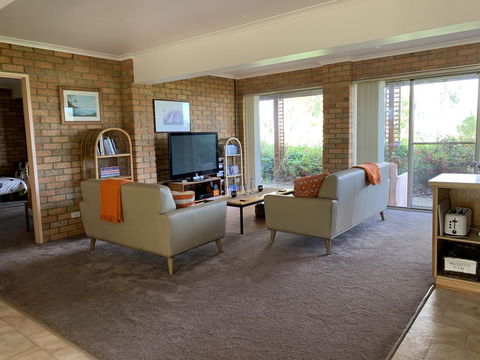 Sea Change Safety Cove - Kalgoorlie Accommodation 2