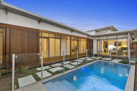 SEA GEM ON ECLIPSE - Kalgoorlie Accommodation 2