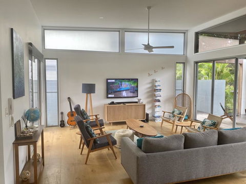 SEA GEM ON ECLIPSE - Kalgoorlie Accommodation 1