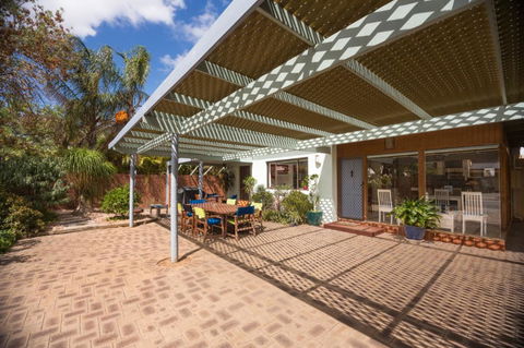 Sea J's, Brighton - Kalgoorlie Accommodation 3