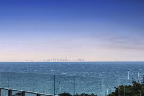 SEA TEMPLE - MORNINGTON - Kalgoorlie Accommodation 3