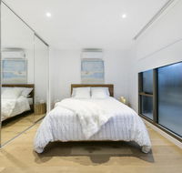 SEA TEMPLE - MORNINGTON - Kalgoorlie Accommodation