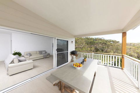 Seal Rocks Beach House ....Sugarloaf - Kalgoorlie Accommodation 0
