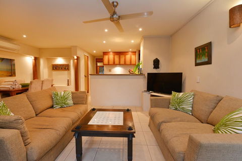 Seascape Holidays - 8 Surya - Kalgoorlie Accommodation 3