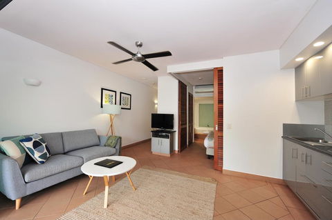 Seascape Holidays - The Peninsula Apartments (Adults Only) - Kalgoorlie Accommodation 2