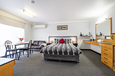 Shearing Shed Motor Inn - Kalgoorlie Accommodation 3