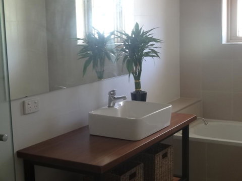 Shepherds Gully - Kalgoorlie Accommodation 1