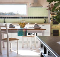 Shillings and Pence - Kalgoorlie Accommodation