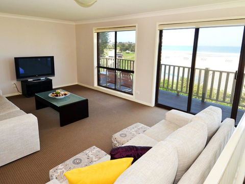 Shirl's By The Sea - Kalgoorlie Accommodation 1