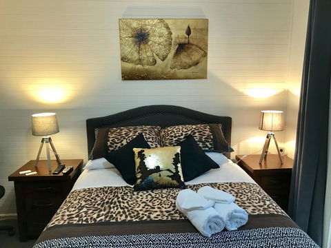 Short Stays Gippsland (Newborough) - Kalgoorlie Accommodation 0