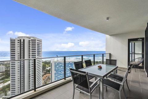 Sierra Grand Broadbeach - GCLR - Kalgoorlie Accommodation 3