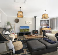 Silky Oak Villa - spacious  beautifully decorated - Kalgoorlie Accommodation