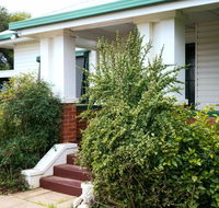 Skymirror Cottage - Kalgoorlie Accommodation