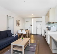 Sleek City Haven With Pool and Gym Access - Kalgoorlie Accommodation