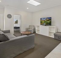 Sorrento Beach Abode - Kalgoorlie Accommodation