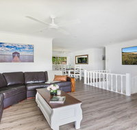 Sounds by the Sea - open plan living metres to beach - Kalgoorlie Accommodation