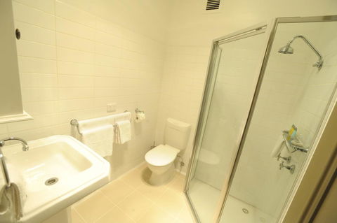 Sovereign Hill Hotel - Kalgoorlie Accommodation 3