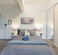 Spacious Studio 2mins to StationShopping Sleeps4 B - Kalgoorlie Accommodation