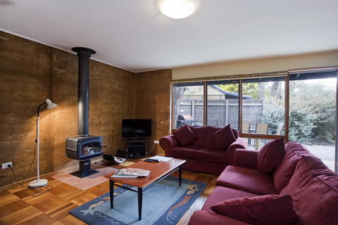 Split Point Cottages - Kalgoorlie Accommodation 0