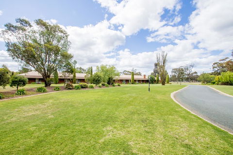 Sportslander Motor Inn - Kalgoorlie Accommodation 3