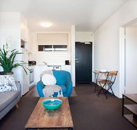 Sprawling City Views and Balcony in Cosy Apartment - Kalgoorlie Accommodation