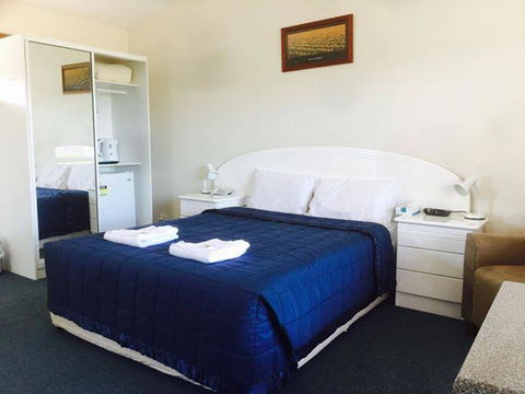 Springsure Overlander Motel - Kalgoorlie Accommodation 1