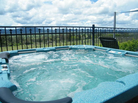 St Peter's Fairview - Kalgoorlie Accommodation 1