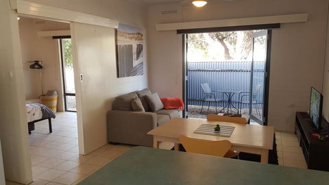 Stay Awhile In Port Pirie - Min Stay 4 Nights - Kalgoorlie Accommodation 1