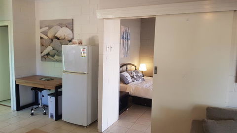 Stay Awhile In Port Pirie - Min Stay 4 Nights - Kalgoorlie Accommodation 3