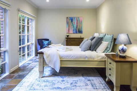 Stonehurst Of Sassafras - Kalgoorlie Accommodation 1