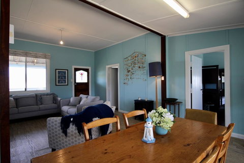 Storm Bay View - Kalgoorlie Accommodation 3