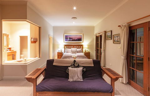 Strathearn Park Lodge - Kalgoorlie Accommodation 1