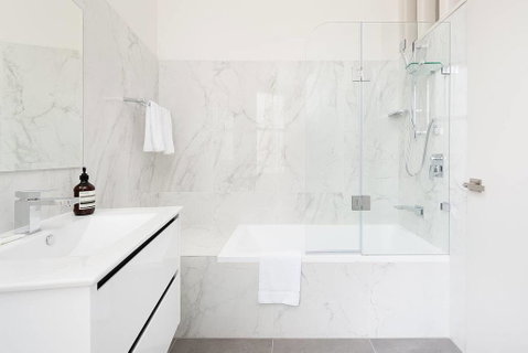 STUNNING SYDNEY HOME 4 - Kalgoorlie Accommodation 2