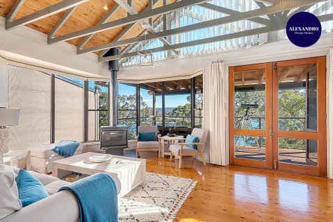 STUNNING WATERFRONT ESCAPE AT DALEYS POINT - Kalgoorlie Accommodation 0