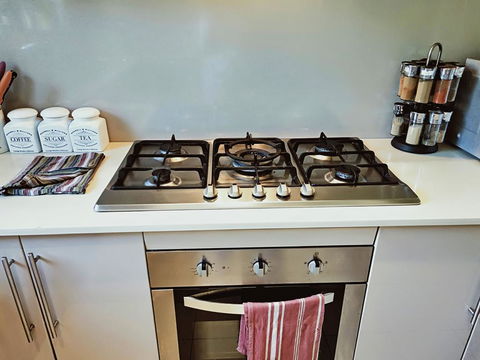 Stylish Private Bathroom-Luxurious Modern Big Home - Kalgoorlie Accommodation 1