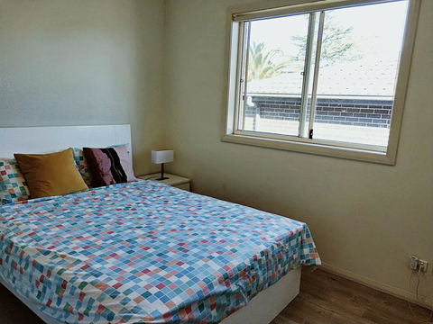 Stylish Private Bathroom-Luxurious Modern Big Home - Kalgoorlie Accommodation 0