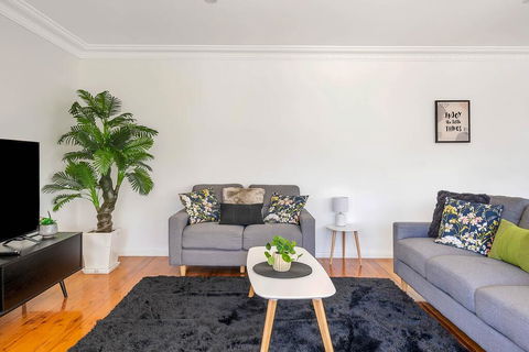 Sublime Sunrise On The Cliff - BBQ & FIRE PIT - Kalgoorlie Accommodation 3