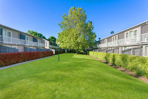 Summer East Apartments - Kalgoorlie Accommodation 0